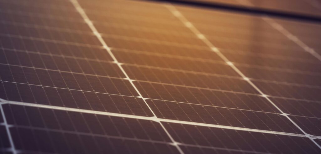 foto de paneles solares